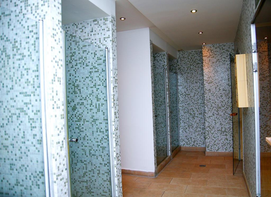 Club 218 Wellness Petra Apartman Siofok Exterior photo