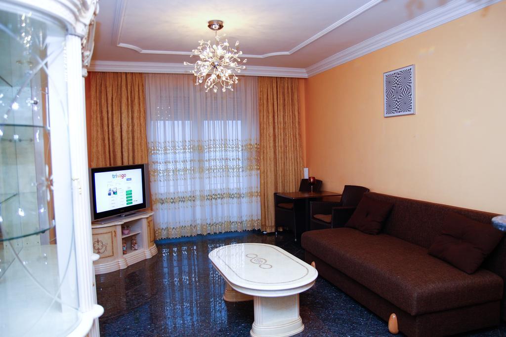 Club 218 Wellness Petra Apartman Siofok Exterior photo