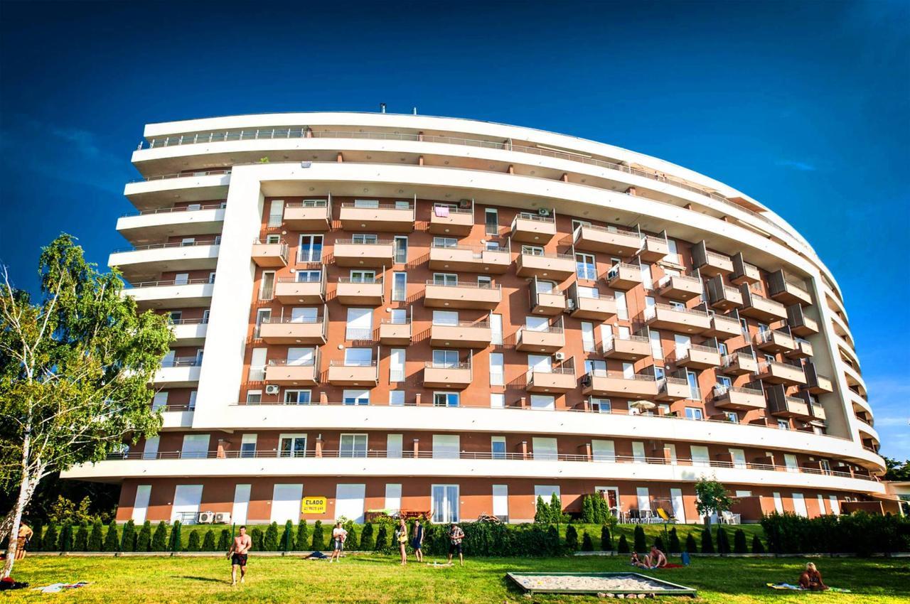 Club 218 Wellness Petra Apartman Siofok Exterior photo